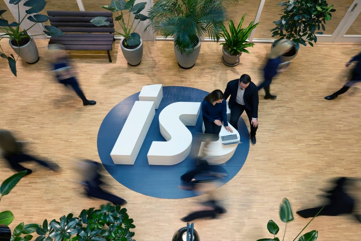 ISS feb243892 (Medium)