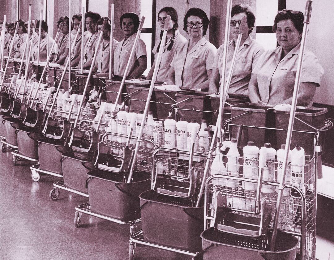 Web_Desktop-Historical_Pictures_1973-1983_0019